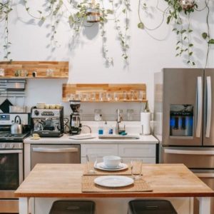 otimize o espaço pequeno de sua cozinha com uma ilha
